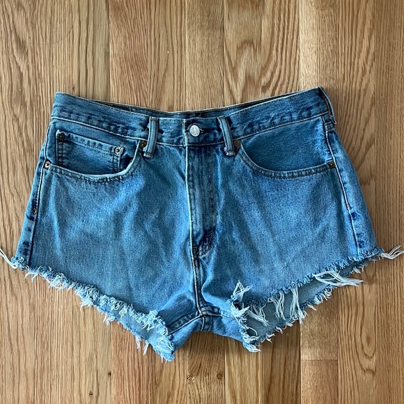 Levi's Pants - Levi's Unfinished Hem Distressed Short Jean Shorts Size W 34 L 29